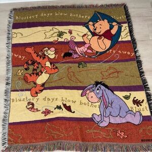 Disney's Winnie the Pooh “All My Friends" Woven Tapestry Throw Autumn 48x54